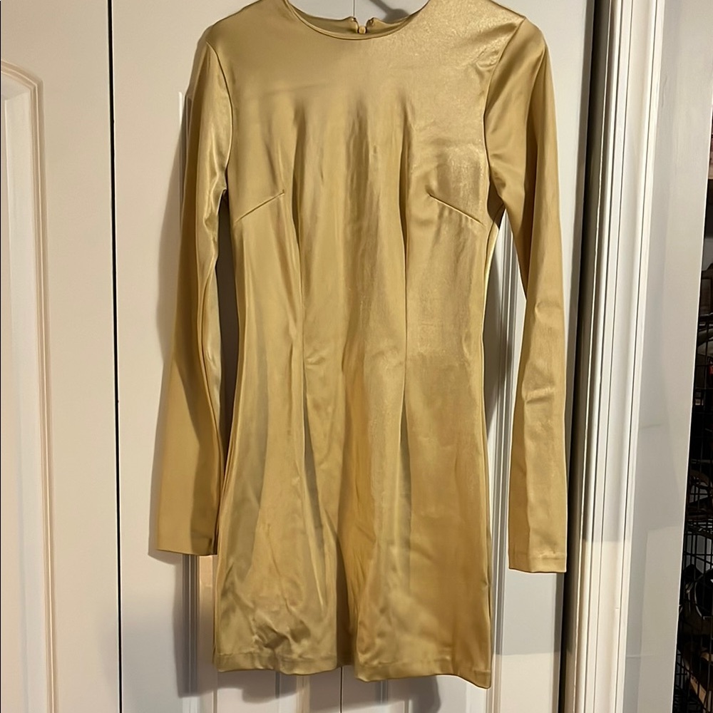 Elegant Gold Long Sleeve Dress